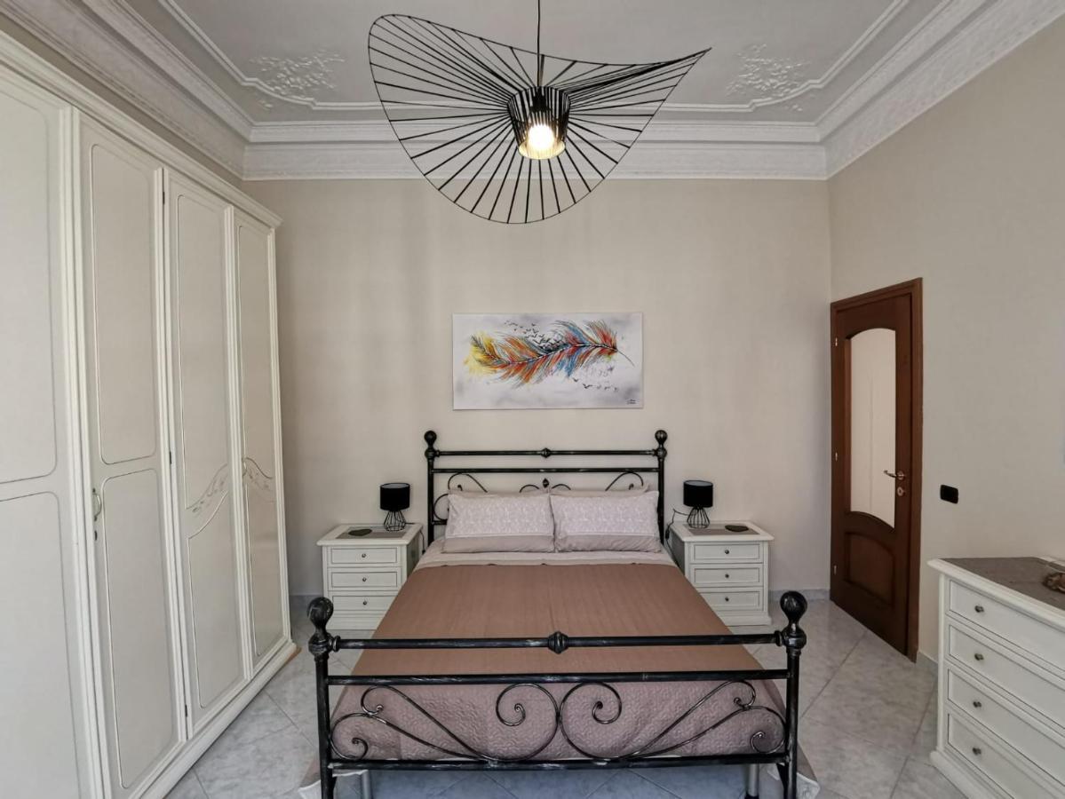 Appartamento Casa In Centro Ventimiglia Esterno foto